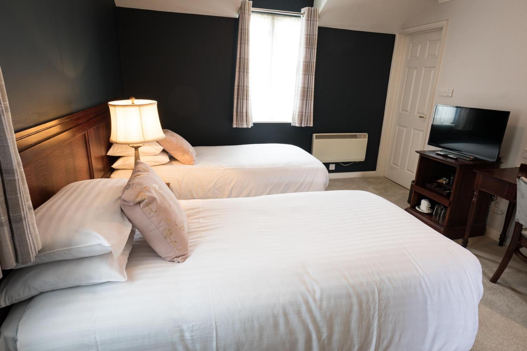 Duke Of Marlborough Hotel Woodstock Room photo